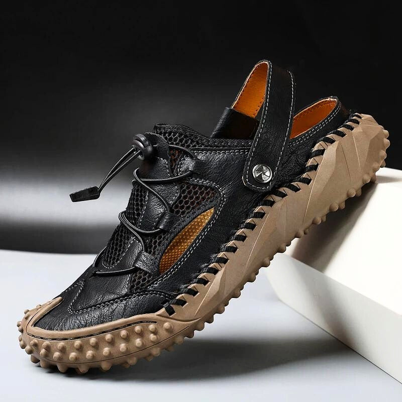 Men's Sporty Sandals with Adjustable Strap and Cushioned Sole