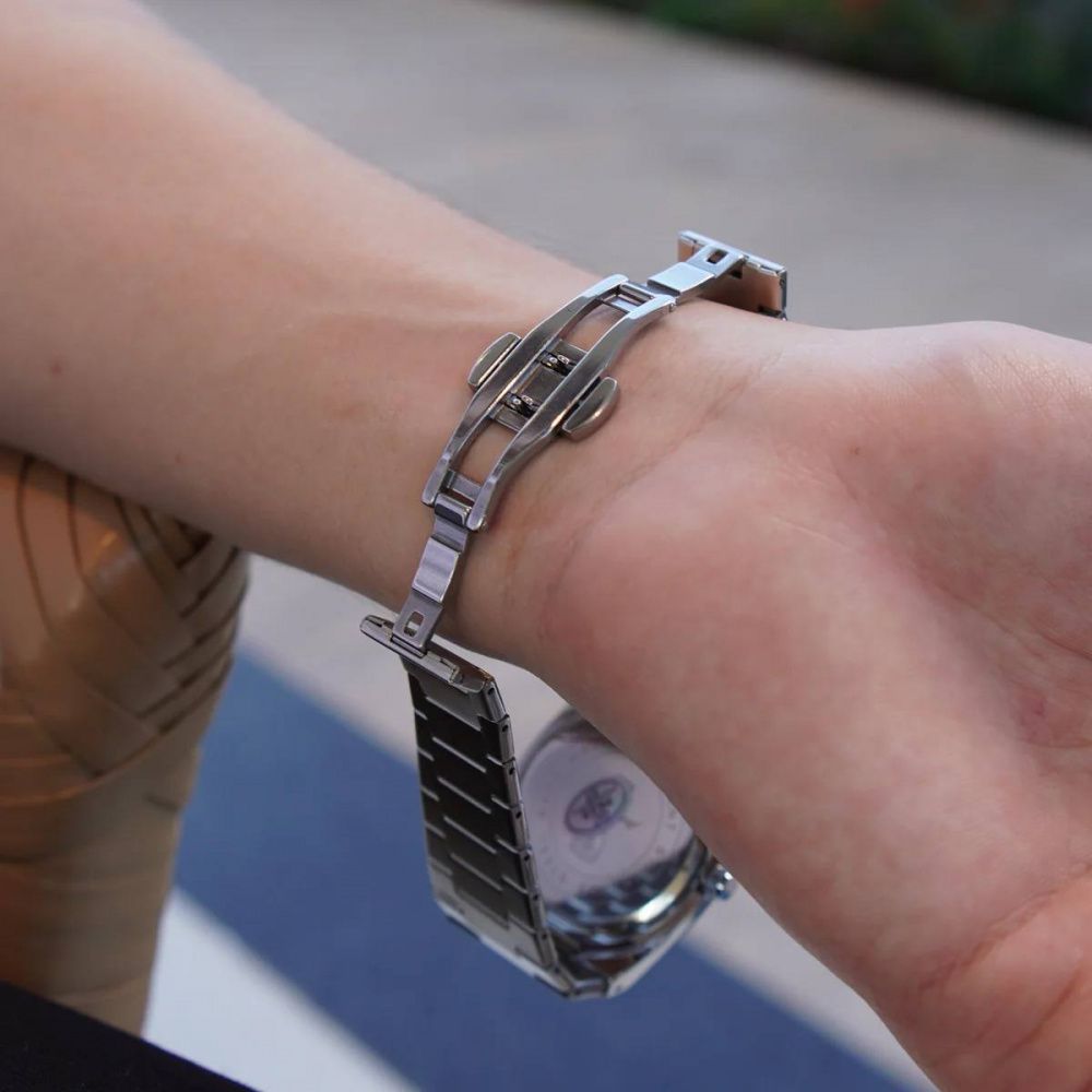 Signature Watch